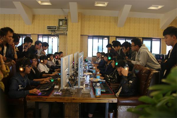 1478748174632092819.jpg IMG_8136.jpg